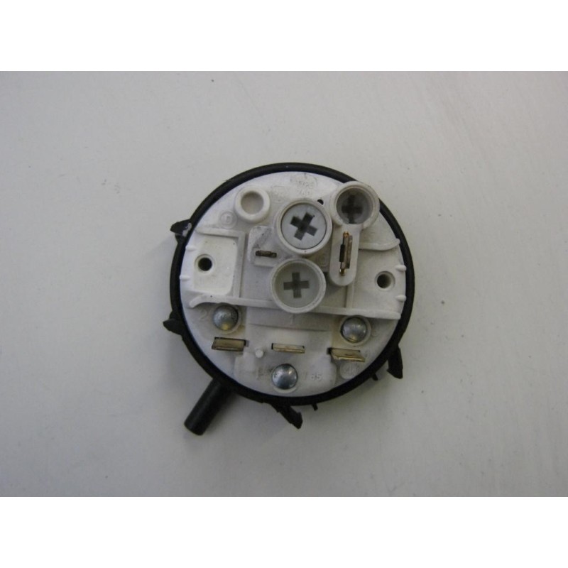 PRESSOSTATO COD. 91201693 CODICE ALTERNATIVO: 761480 PER LAVATRICE HOOVER HNS 6755-30    USATO