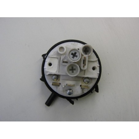 PRESSOSTATO COD. 91201693 CODICE ALTERNATIVO: 761480 PER LAVATRICE HOOVER HNS 6755-30    USATO