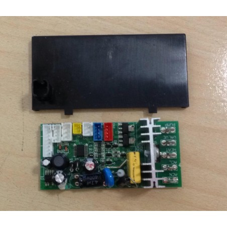 GUZZINI - PCB PRINCIPALE C/COPERTURA COD 28226652 COMPATIBILE CON 52 COLORI E ALTRI  NUOVO